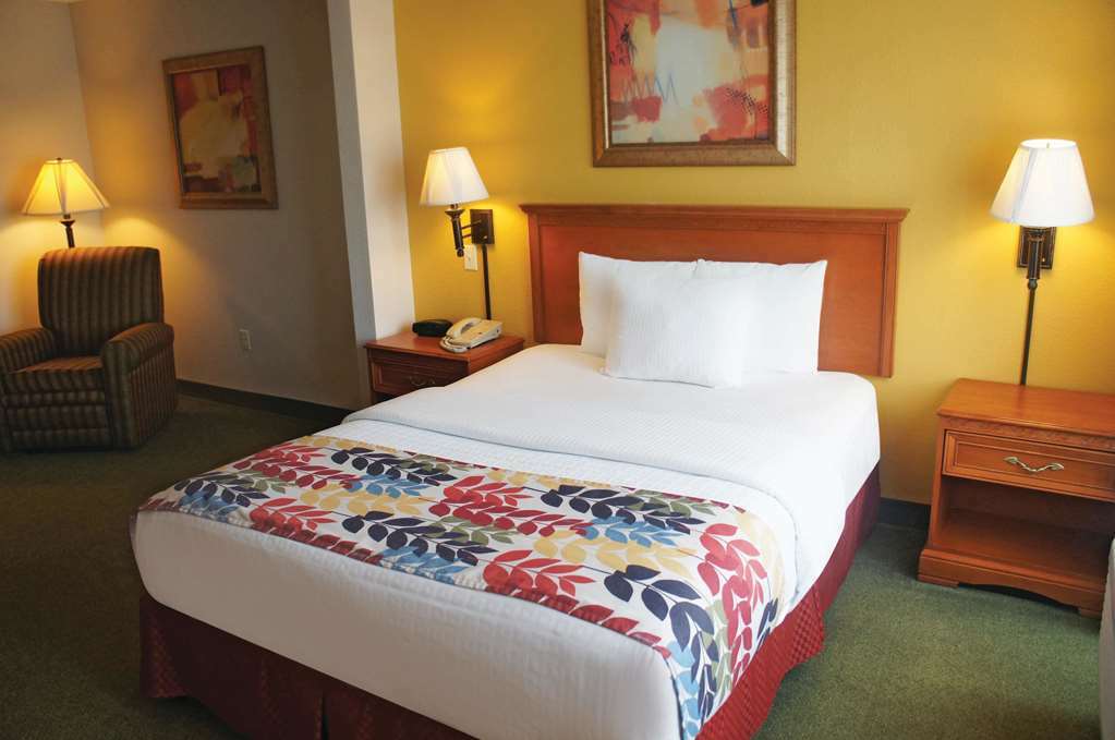 La Quinta By Wyndham Springfield Airport Plaza Hotell Rum bild